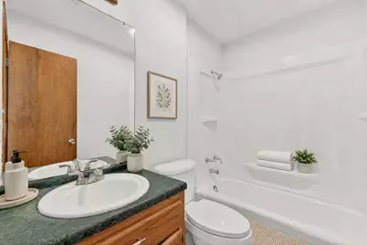 903 Travis Street, Lockhart, TX 78644 - Photo 19