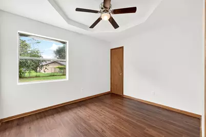 903 Travis Street, Lockhart, TX 78644 - Photo 33