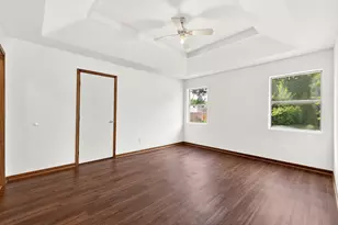 903 Travis St, Lockhart, TX 78644 - Photo 21