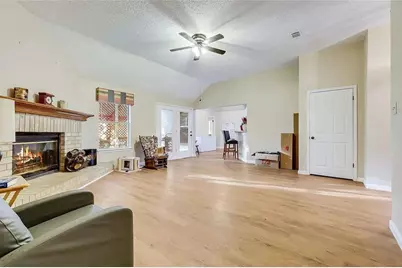 107 Patricia Road, Georgetown, TX 78628 - Photo 3