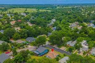 1410 Luna St, Austin, TX 78721 - Photo 3