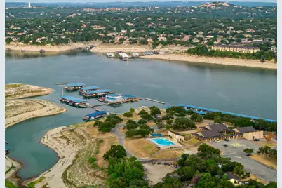 302 Venture Boulevard S, Lago Vista, TX 78645 - Photo 35