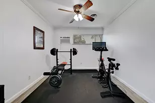 5700 Avenue G, Austin, TX 78752 - Photo 21