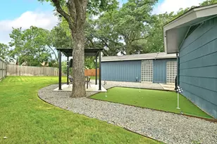 5700 Avenue G, Austin, TX 78752 - Photo 15