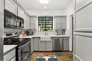 1741 Spyglass Dr, Austin, TX 78746 - Photo 11