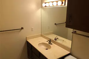 914 W Meadowmere Ln, Austin, TX 78758 - Photo 19