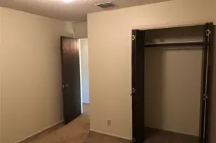 914 W Meadowmere Ln, Austin, TX 78758 - Photo 17