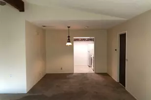 914 W Meadowmere Ln, Austin, TX 78758 - Photo 5