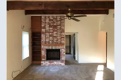 914 W Meadowmere Lane, Austin, TX 78758 - Photo 3