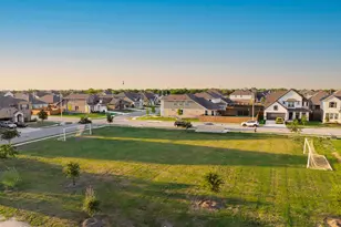 13117 Lapoynor St, Manor, TX 78653 - Photo 31