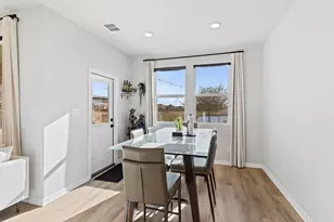 13117 Lapoynor St, Manor, TX 78653 - Photo 11