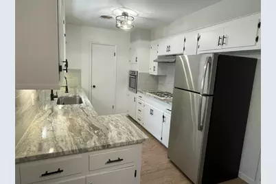 605 Kentshire Circle, Austin, TX 78704 - Photo 13