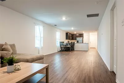 406 Halfmoon Drive, Lockhart, TX 78644 - Photo 3