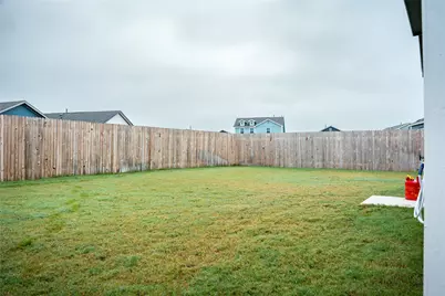 406 Halfmoon Drive, Lockhart, TX 78644 - Photo 11