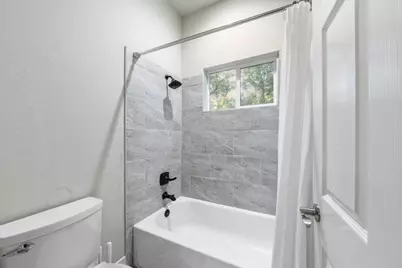 422 E Woodlawn Avenue, San Antonio, TX 78212 - Photo 25