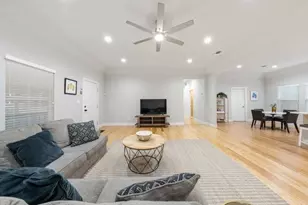 422 E Woodlawn Ave, San Antonio, TX 78212 - Photo 11