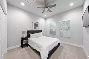 422 E Woodlawn Ave, San Antonio, TX 78212 - Photo 21