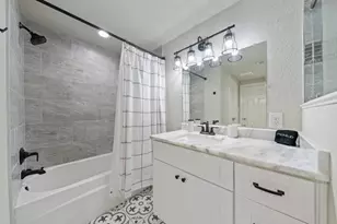 422 E Woodlawn Ave, San Antonio, TX 78212 - Photo 17