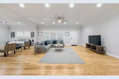 422 E Woodlawn Avenue, San Antonio, TX 78212 - Photo 9