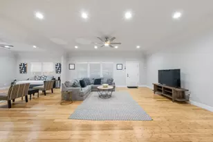 422 E Woodlawn Ave, San Antonio, TX 78212 - Photo 9