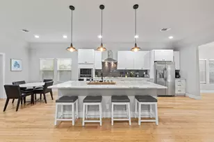 422 E Woodlawn Ave, San Antonio, TX 78212 - Photo 1