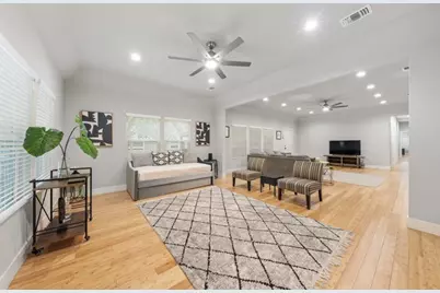 422 E Woodlawn Avenue, San Antonio, TX 78212 - Photo 7