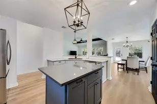 137 W Oak Dr, Cedar Creek, TX 78612 - Photo 17