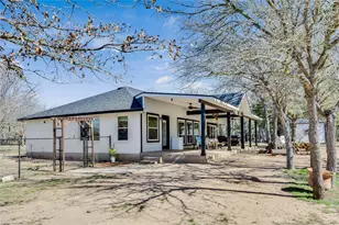 137 W Oak Dr, Cedar Creek, TX 78612 - Photo 37