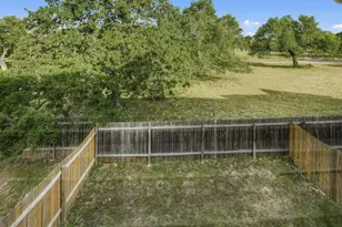 2410 Great Oaks Dr, Round Rock, TX 78681 - Photo 3