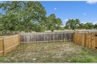 2410 Great Oaks Drive #401, Round Rock, TX 78681 - Photo 5