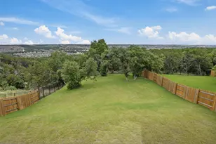 2233 Bellisa Vis Dr, Leander, TX 78641 - Photo 31