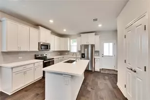 152 Breccia Trl, Liberty Hill, TX 78642 - Photo 9