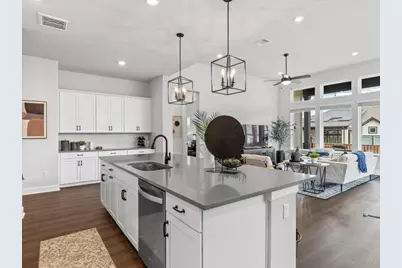 9001 Centurion Path, Austin, TX 78744 - Photo 5