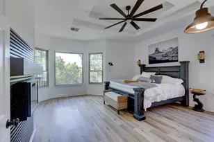 9902 Scenic Bluff Dr, Austin, TX 78733 - Photo 21