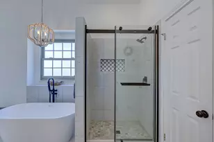 9902 Scenic Bluff Dr, Austin, TX 78733 - Photo 29