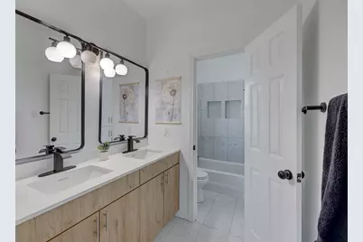 9902 Scenic Bluff Drive, Austin, TX 78733 - Photo 33