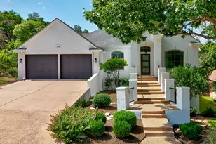 9902 Scenic Bluff Dr, Austin, TX 78733 - Photo 9