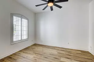 9902 Scenic Bluff Dr, Austin, TX 78733 - Photo 13