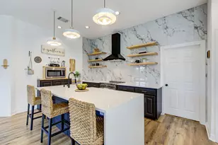 9902 Scenic Bluff Dr, Austin, TX 78733 - Photo 21