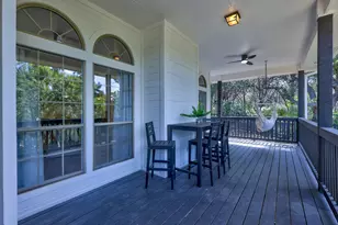 9902 Scenic Bluff Dr, Austin, TX 78733 - Photo 11