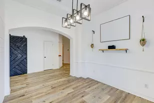 9902 Scenic Bluff Dr, Austin, TX 78733 - Photo 29