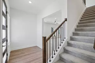 7407 Boyd Hvn Dr, Austin, TX 78744 - Photo 5