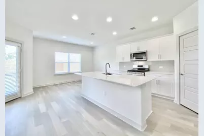 1005 Winnsboro Loop, Round Rock, TX 78664 - Photo 5