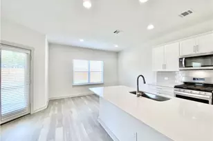 1005 Winnsboro Loop, Round Rock, TX 78664 - Photo 13