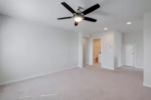11920 Saddle Rock Dr, Austin, TX 78725 - Photo 17