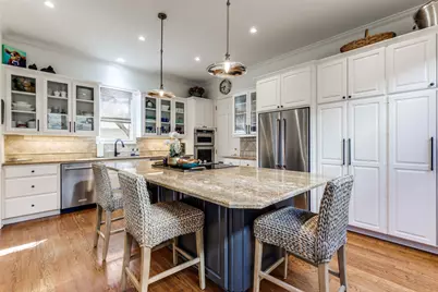 6815 Cougar Run, Austin, TX 78731 - Photo 7