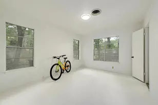 20 Pillow Rd, Sunset Valley, TX 78745 - Photo 13