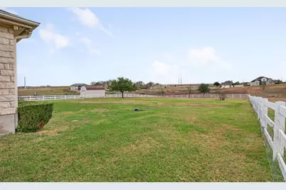 111 Lookout Circle, Hutto, TX 78634 - Photo 37