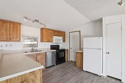 21522 Long Hill Drive, Leander, TX 78641 - Photo 9