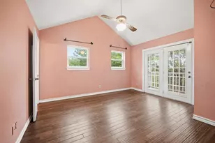 1104 Franklin Dr, San Marcos, TX 78666 - Photo 5